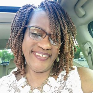 Meet your Posher, Carol